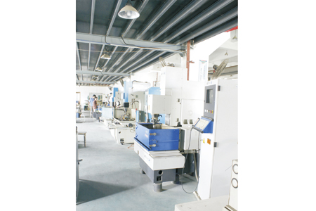 “阿奇夏米爾”火花機(jī)